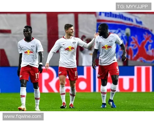 德甲积分榜争夺战:拜仁慕尼黑领跑,莱比锡红牛持续追赶 德甲积分榜争夺战:拜仁慕尼黑领跑,莱比锡红牛持续追赶