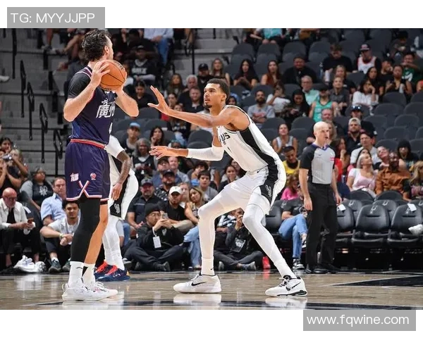 马刺主场惨败爵士，遭遇两连败