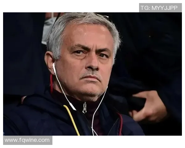 曼联主场惜败，穆里尼奥再次引发球迷争议